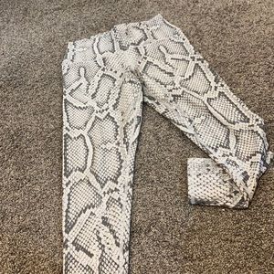 EVCR Snake print leggings